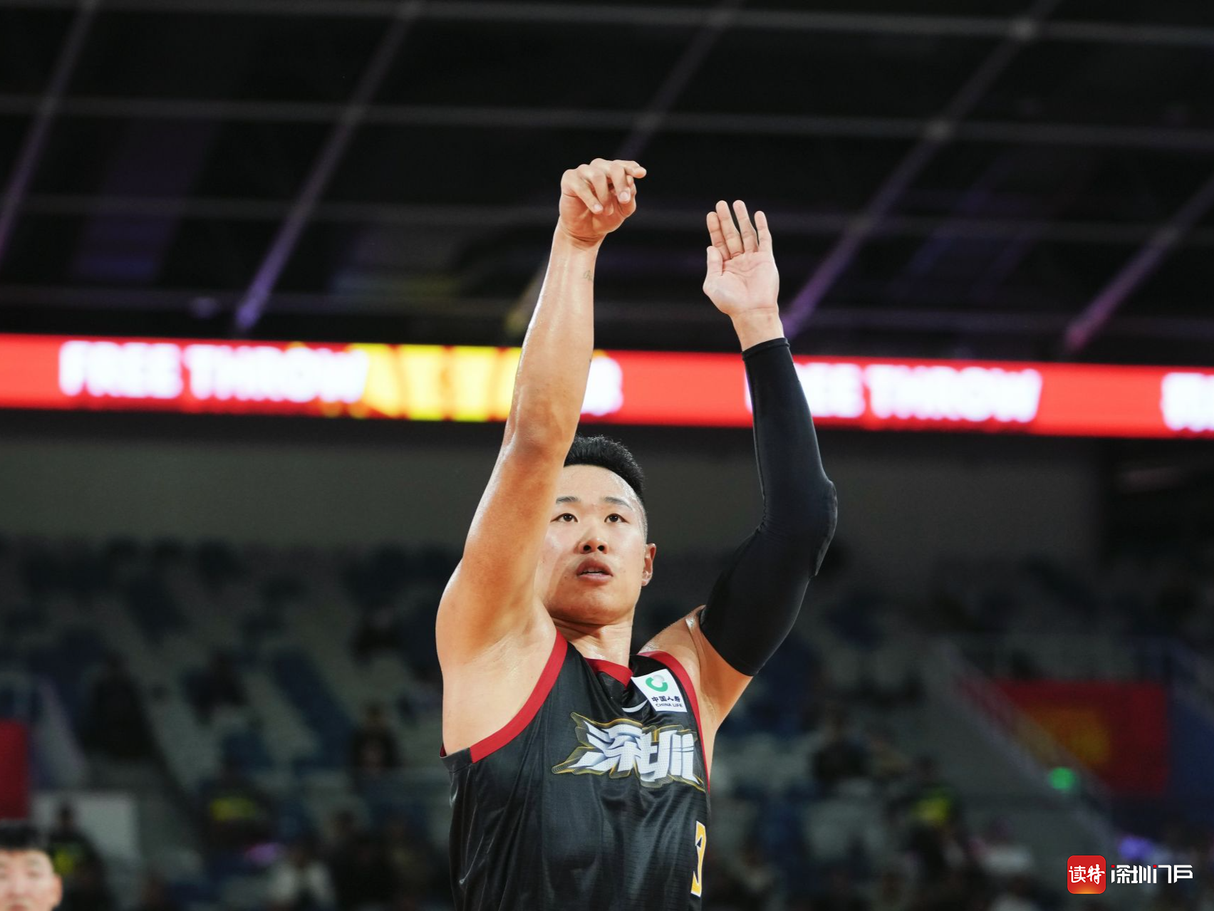 深圳男篮再度获胜,球队士气高昂的简单介绍 深圳男篮再度获胜,球队士气高昂的简单介绍
