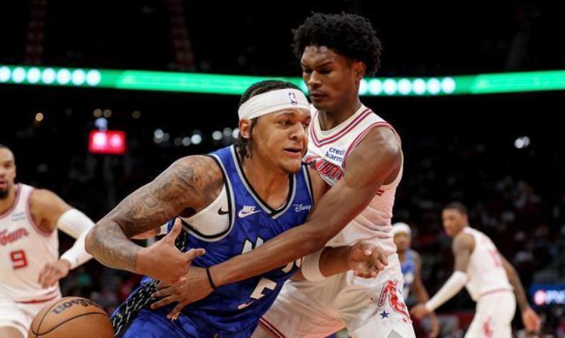 aoa体育视频-关于魔术惨败火箭总决赛，队友过去8投死5的信息