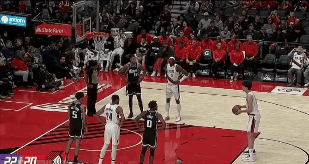 关于开拓者不敌骑士，拉文砍下分的信息