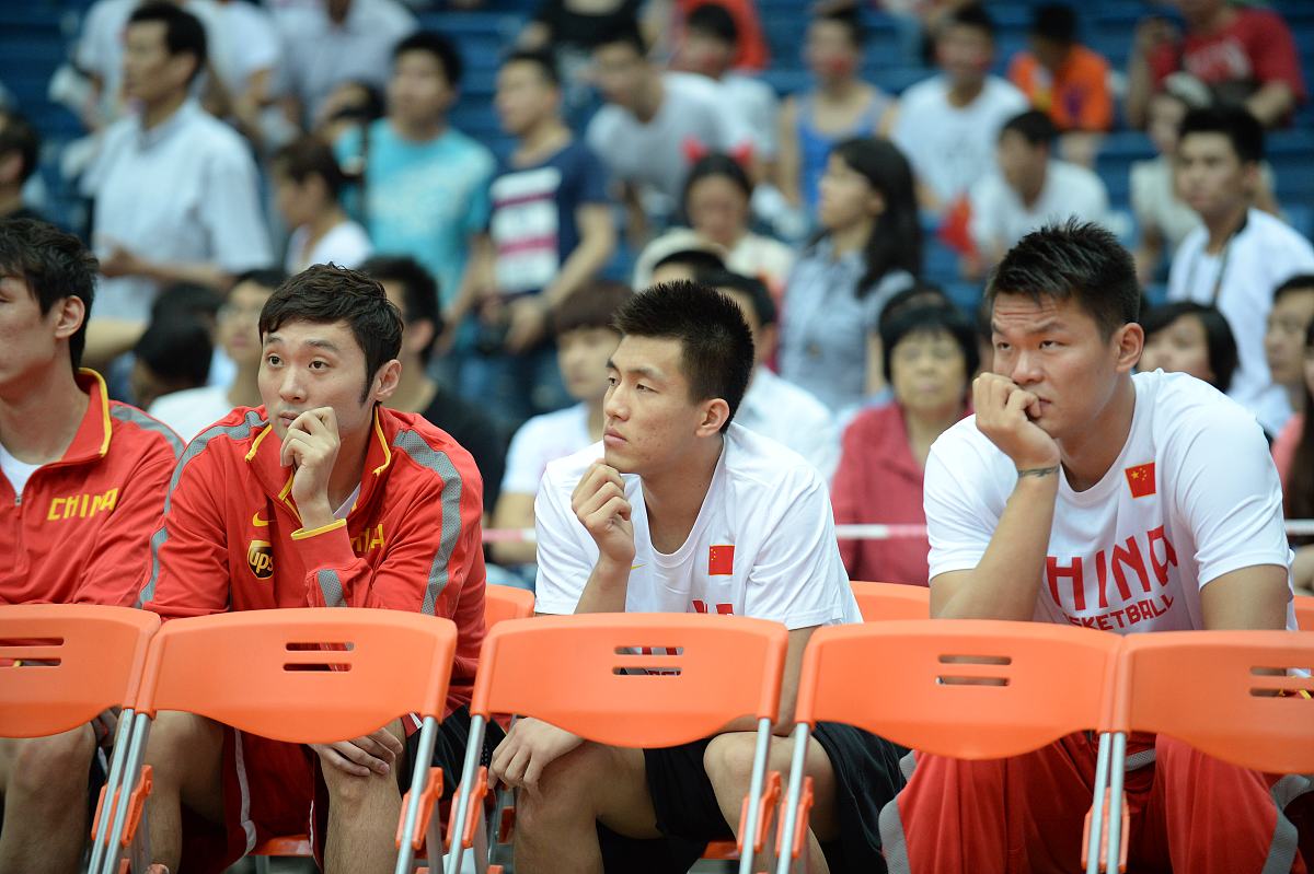 运动员们在比赛中展现了出色技术