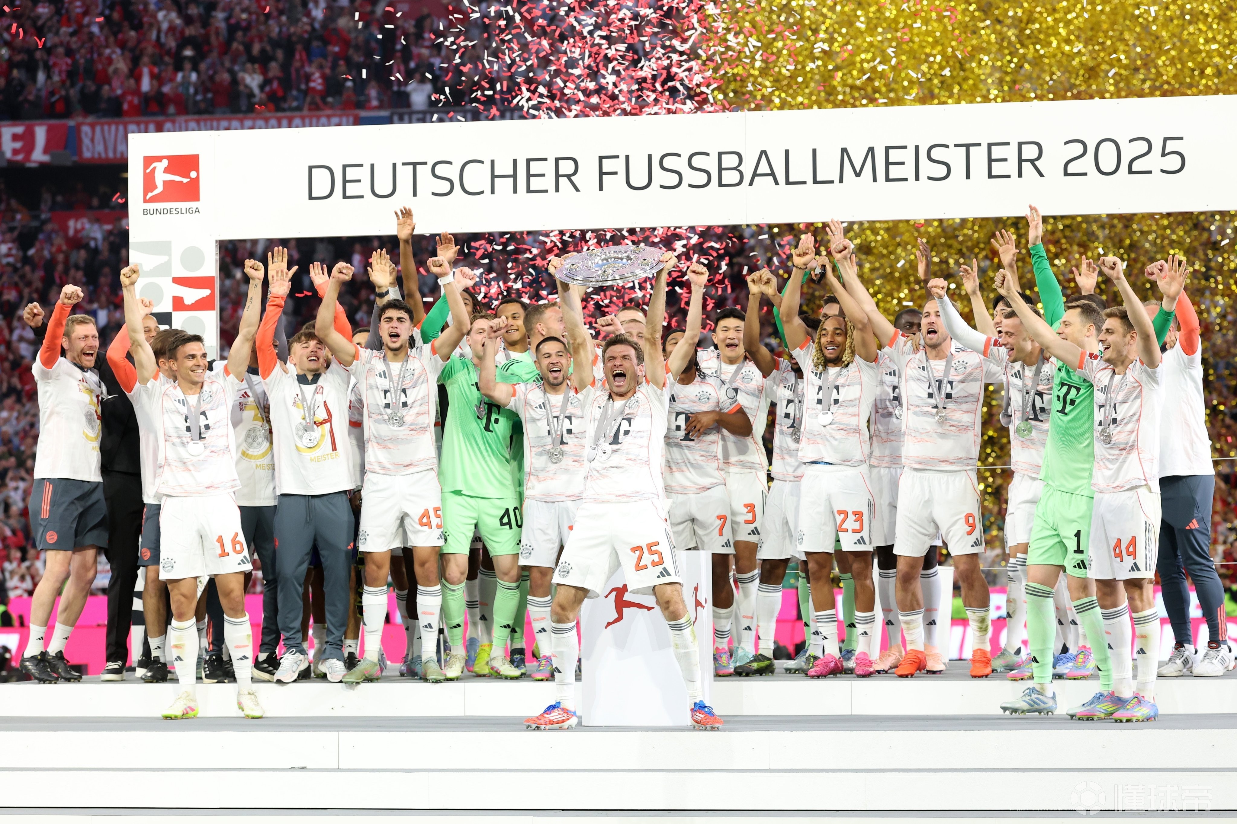 aoa体育馆-拜仁慕尼黑再度逆袭，晋级最新赛事四强的简单介绍